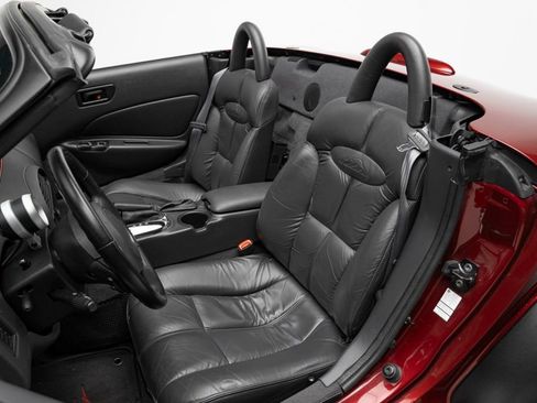 Used 2002 Chrysler Prowler image 13