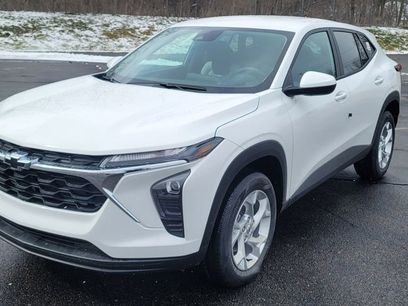 New 2026 Chevrolet Trax LS w/ LS Convenience Package