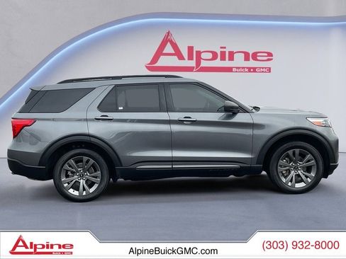 Used 2021 Ford Explorer XLT w/ Equipment Group 202A image 6