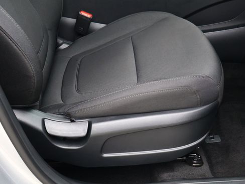 Used 2026 Hyundai Tucson SE FWD image 17