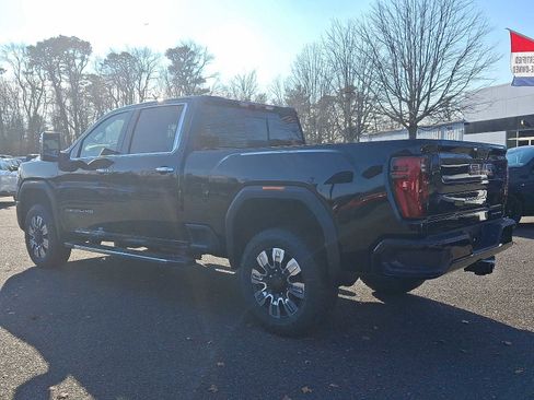 New 2026 GMC Sierra 2500 Denali w/ Denali Reserve Package image 3