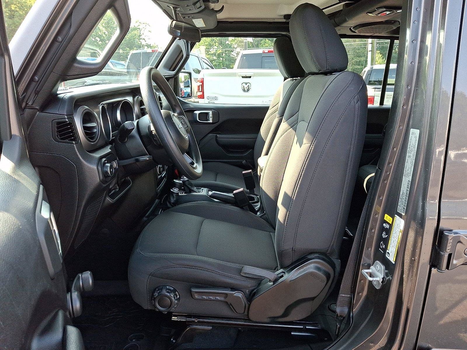 Used 2022 Jeep Wrangler Unlimited Sport AWD/4WD image 13