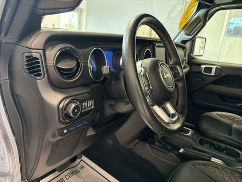 Used 2021 Jeep Wrangler Unlimited Sahara AWD/4WD image 20