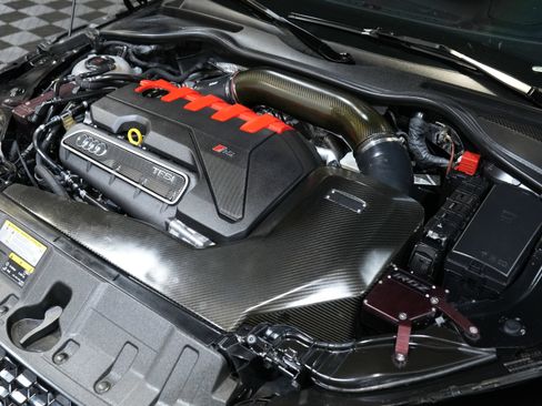 Used 2019 Audi TT RS w/ Technology Package image 45