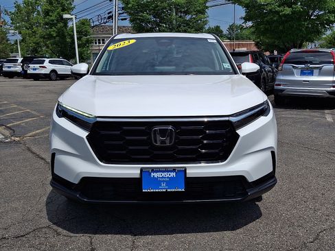 Used 2023 Honda CR-V EX image 2