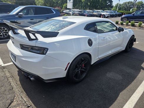 Used 2018 Chevrolet Camaro ZL1 RWD image 3