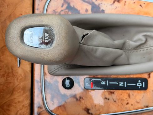 Used 2006 Mercedes-Benz E 320 CDI Sedan image 19