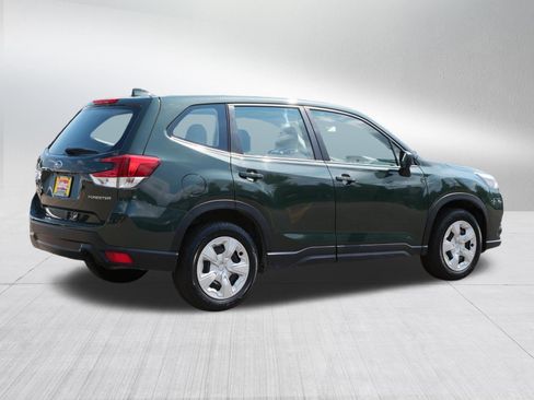 Used 2023 Subaru Forester AWD/4WD image 7
