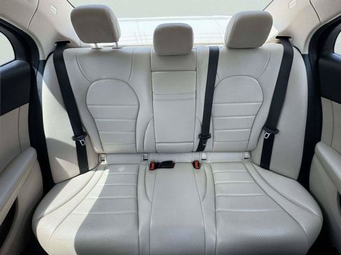 Used 2017 Mercedes-Benz C 300 Sedan image 34