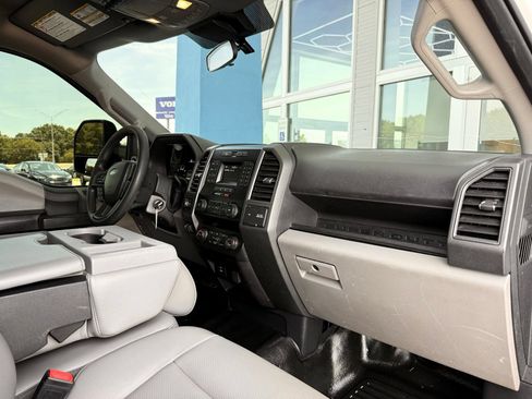 Used 2022 Ford F350 XL w/ Power Equipment Group AWD/4WD image 24