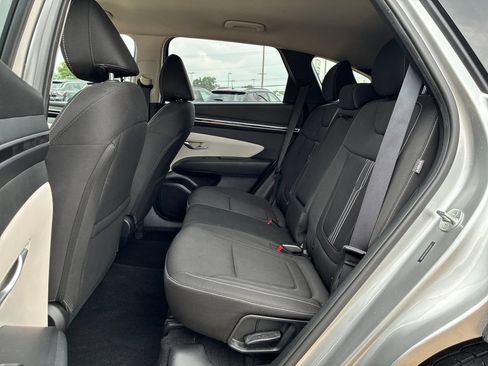 Used 2024 Hyundai Tucson SEL FWD image 17