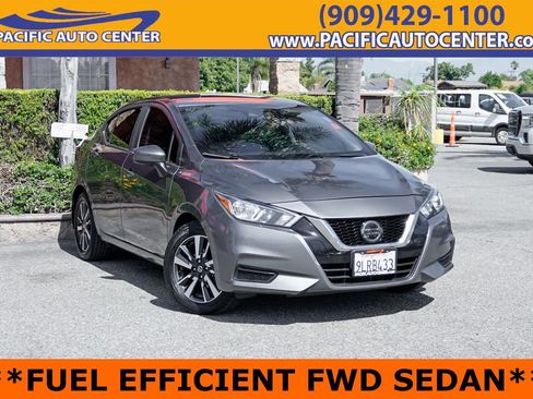 Used 2021 Nissan Versa SV image 1