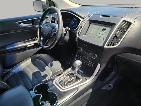 Used 2016 Ford Edge SEL w/ Equipment Group 201A AWD/4WD image 28