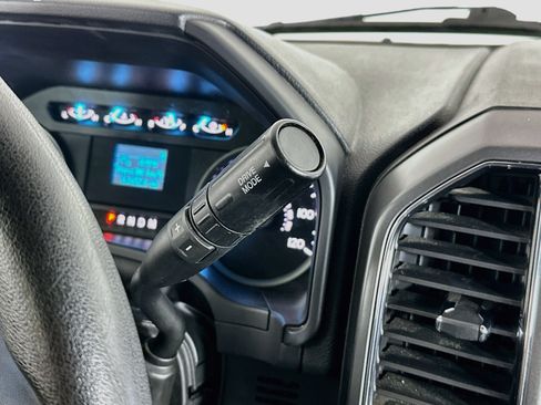 Used 2018 Ford F150 XLT AWD/4WD image 23