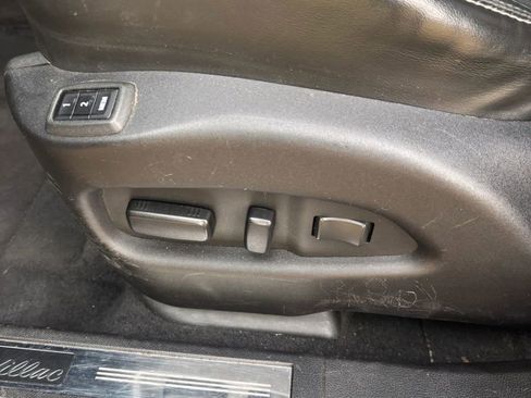 Used 2016 Cadillac SRX Luxury image 9