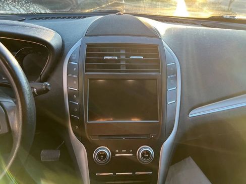 Used 2017 Lincoln MKC Premiere image 21