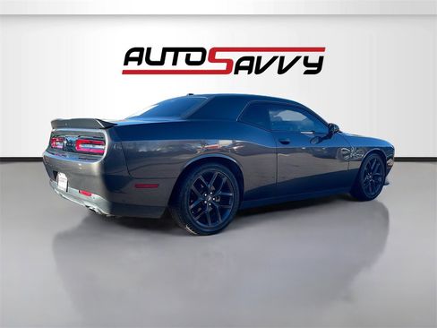 Used 2022 Dodge Challenger R/T w/ Blacktop Package image 7