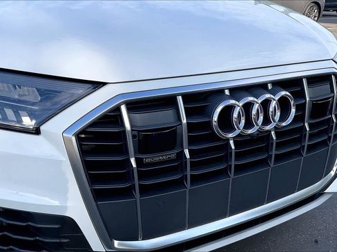 Used 2023 Audi Q7 3.0T Prestige image 32