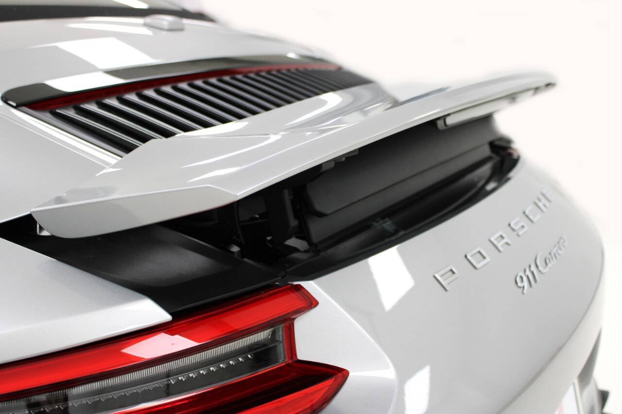 Used 2017 Porsche 911 Carrera image 12