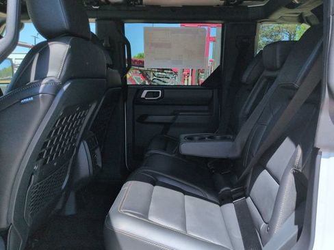 New 2026 Ford Bronco Badlands AWD/4WD image 13