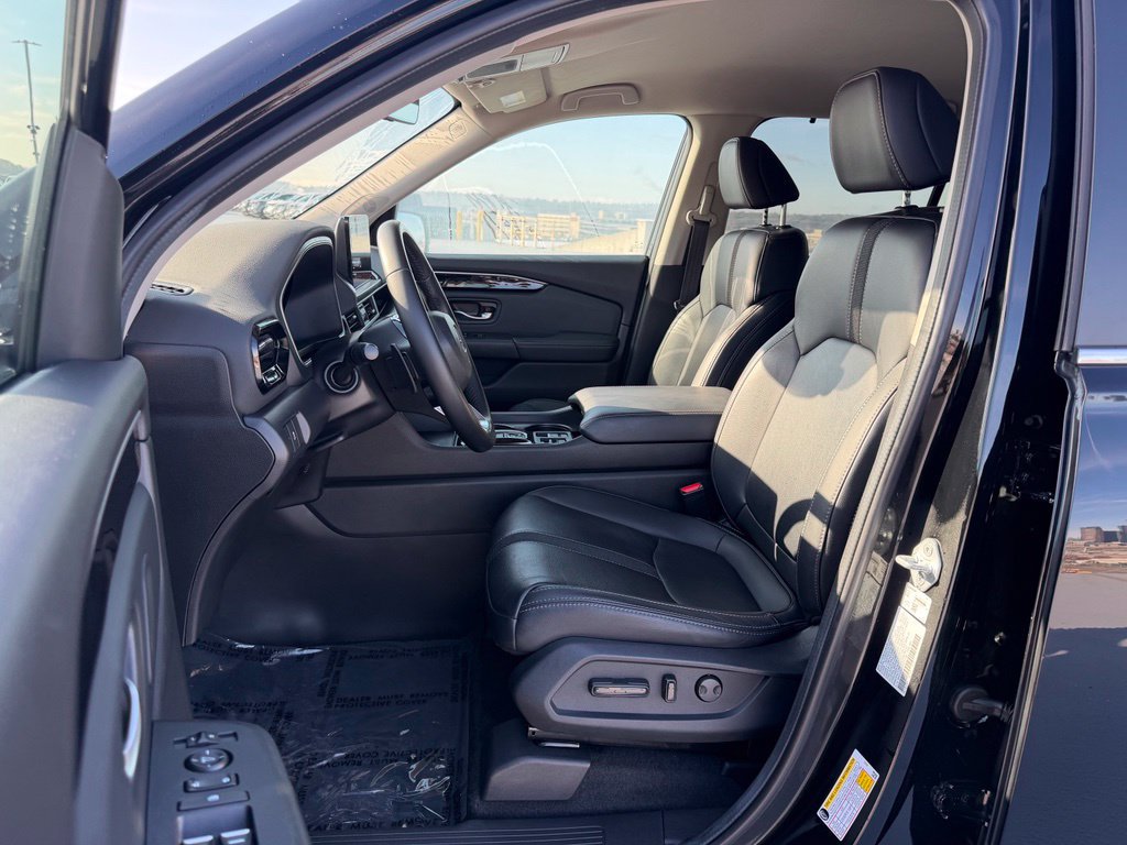 Used 2023 Honda Pilot EX-L image 11