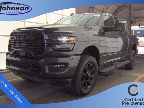 Used 2025 RAM 2500 Big Horn AWD/4WD image 1