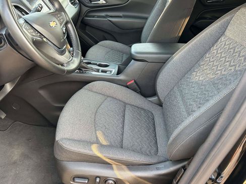 Used 2024 Chevrolet Equinox LT AWD/4WD image 15