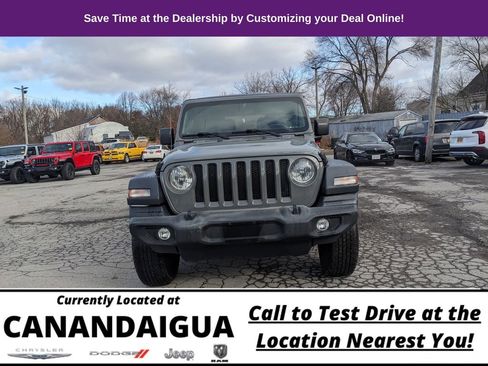Used 2018 Jeep Wrangler Sport S image 5