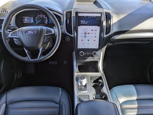 Certified 2024 Ford Edge SEL w/ Sport Appearance Package AWD/4WD image 13