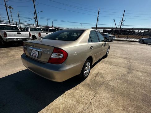 Used 2003 Toyota Camry LE FWD image 5
