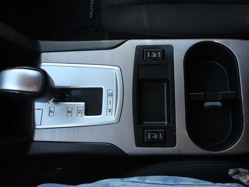 Used 2013 Subaru Outback 2.5i Premium image 22