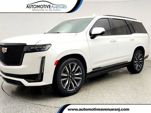 Used 2024 Cadillac Escalade Sport w/ Touring Package AWD/4WD image 1