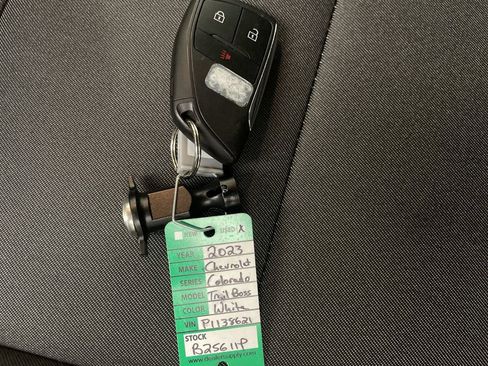 Used 2023 Chevrolet Colorado Trail Boss w/ Advanced Trailering Package image 26