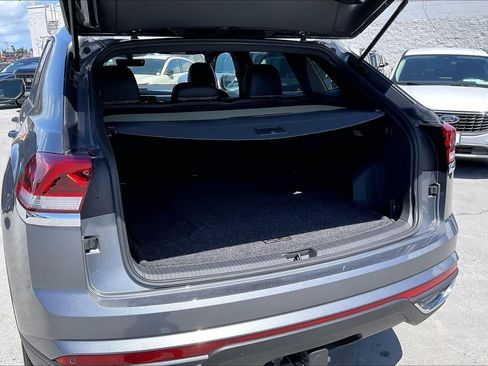 Used 2022 Volkswagen Atlas Cross Sport SE AWD/4WD image 18