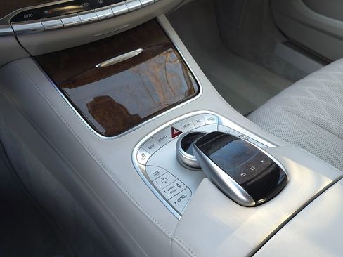 Used 2015 Mercedes-Benz S 550 4MATIC Sedan image 50