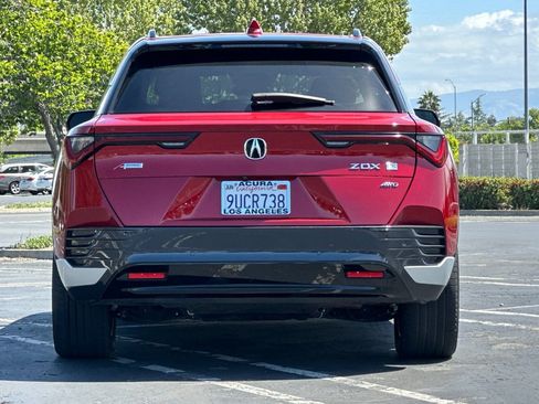 Used 2024 Acura ZDX A-Spec image 5