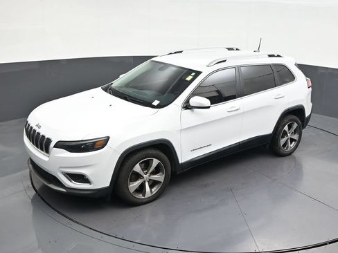 Used 2020 Jeep Cherokee Limited FWD image 15