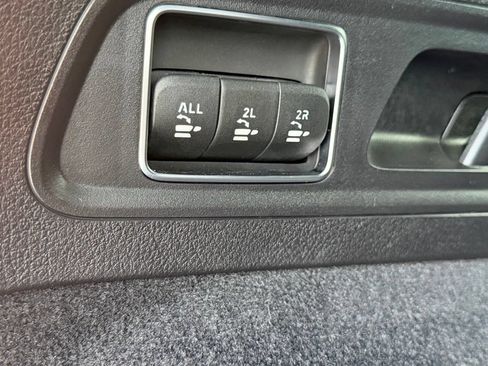 Used 2025 Mercedes-Benz GLS 450 4MATIC image 41