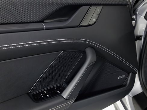 Used 2022 Porsche 911 GT3 image 31