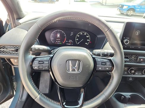 Used 2024 Honda HR-V Sport image 13