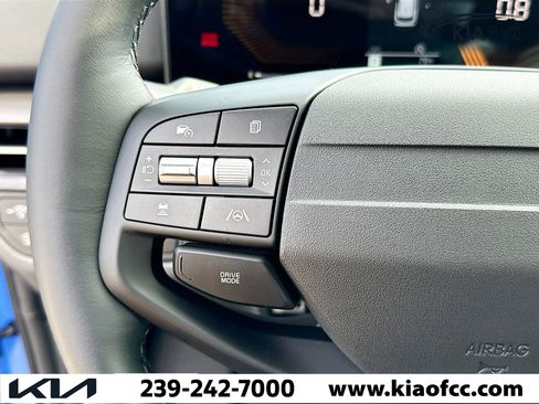 New 2026 Kia Sportage EX FWD image 35