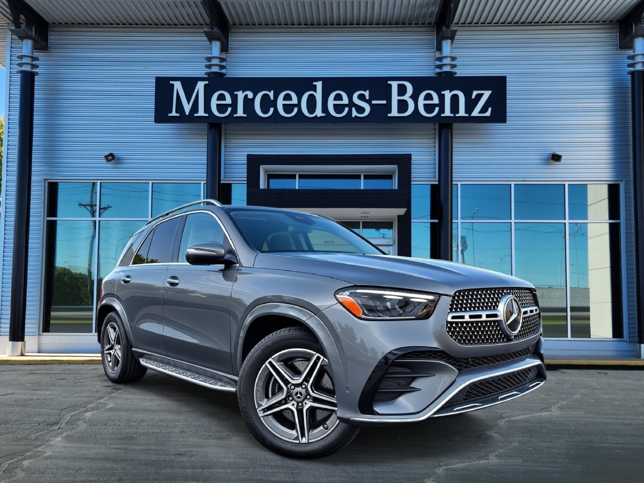 New 2026 Mercedes-Benz GLE 450 4MATIC image 1