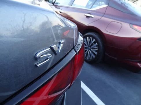 Used 2022 Nissan Sentra SV image 15