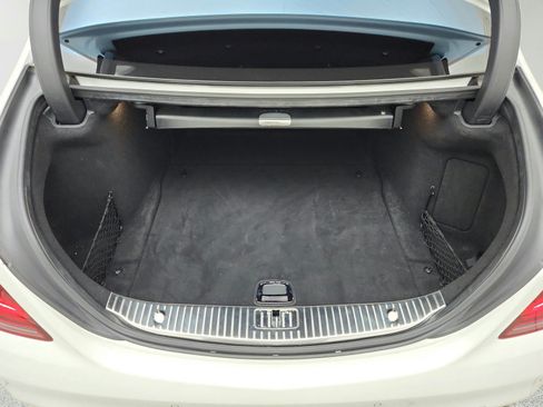 Used 2019 Mercedes-Benz S 560 Sedan image 29
