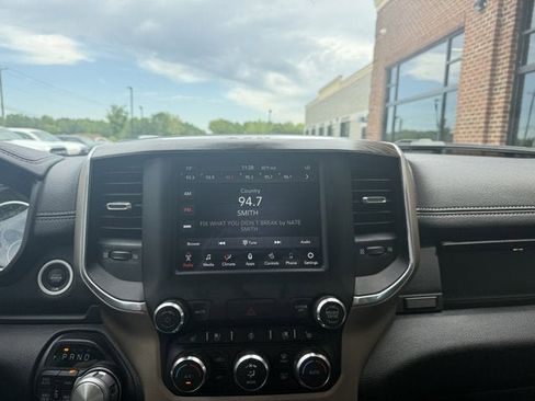 Used 2020 RAM 1500 Laramie w/ Off Road Group AWD/4WD image 28