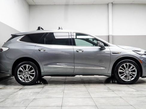 Used 2023 Buick Enclave Avenir w/ Avenir Technology Package AWD/4WD image 6