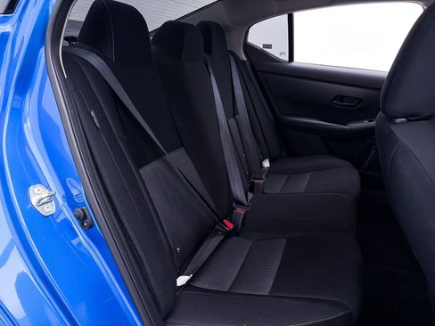 Used 2025 Nissan Sentra SV image 31