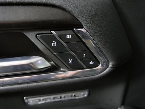 Used 2024 GMC Sierra 1500 Denali AWD/4WD image 15