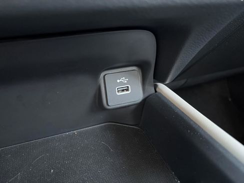 Used 2025 Honda HR-V LX image 29