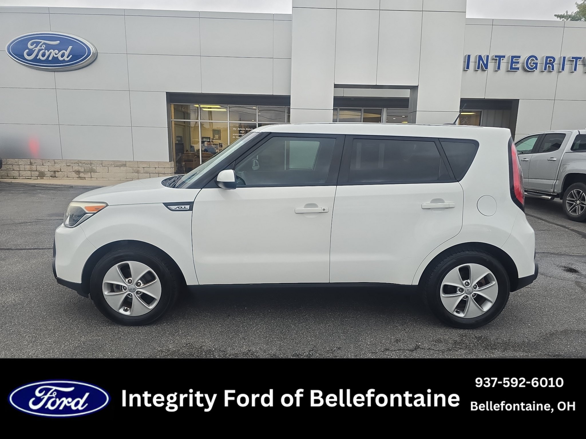 Used 2015 Kia Soul FWD image 1